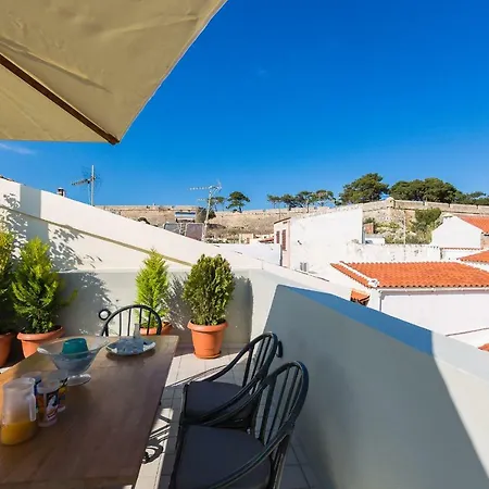 Otto - Spacious Old Town House Rethymnon
